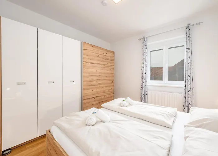 Martina Peaks & Sun - By Mynests Lägenhet