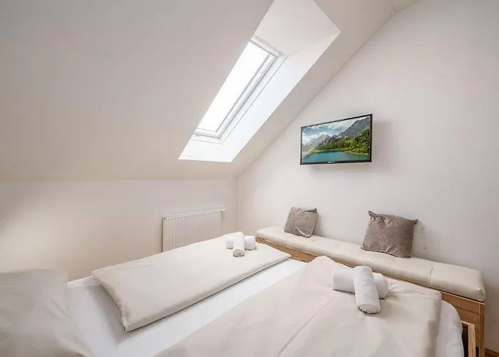 Martina Peaks & Sun - By Mynests Lägenhet